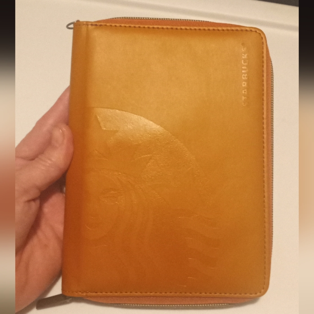 EUC Starbucks Portfolio/Phone Holder
